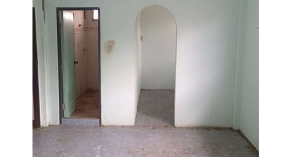 For sale 3 bedrooms house in Tak Fa, Nakhon Sawan