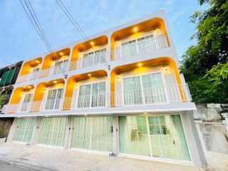For sale 3 Beds house in Bang Phlat, Bangkok