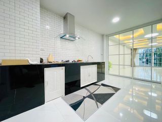For sale 3 Beds house in Bang Phlat, Bangkok