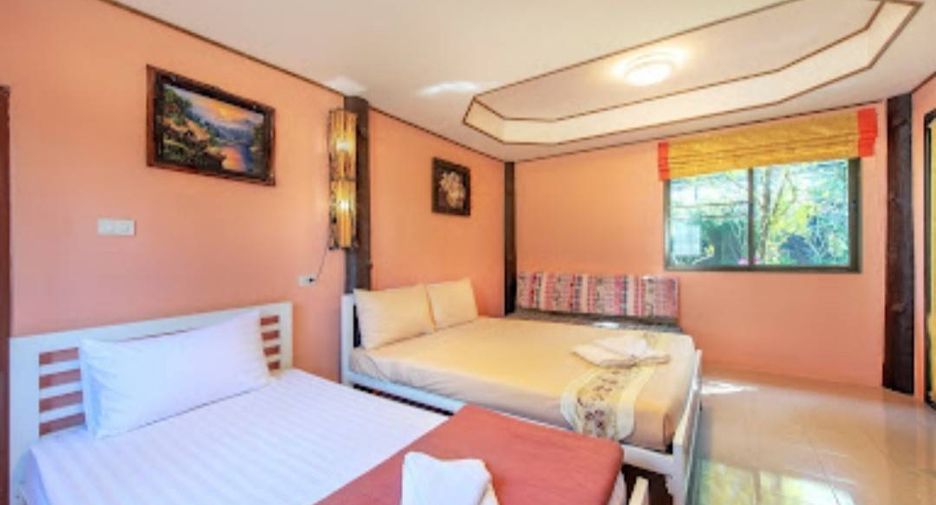 For sale 18 bed hotel in Mueang Nakhon Nayok, Nakhon Nayok