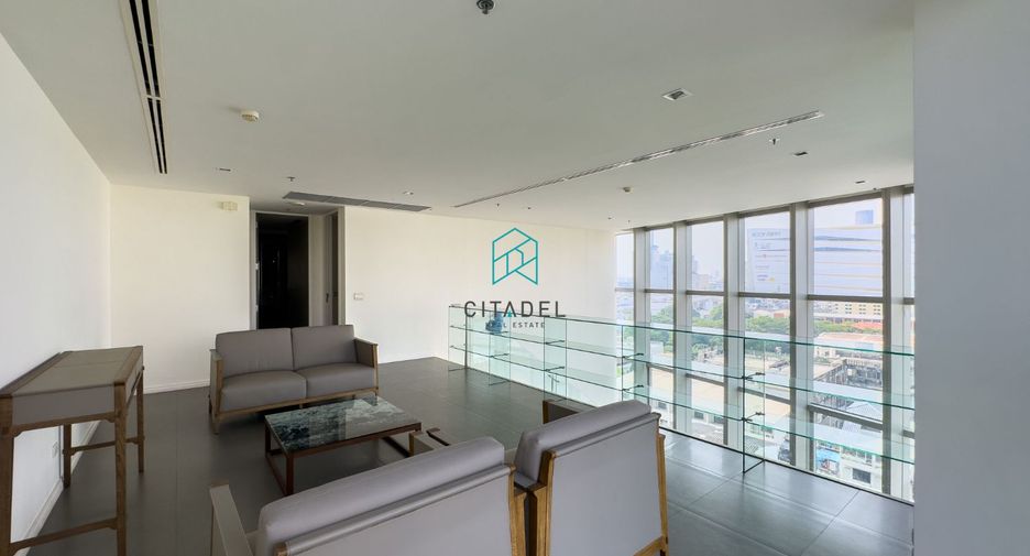 Wohnung zum Kauf mit 4 Zimmer in Sathon, Bangkok