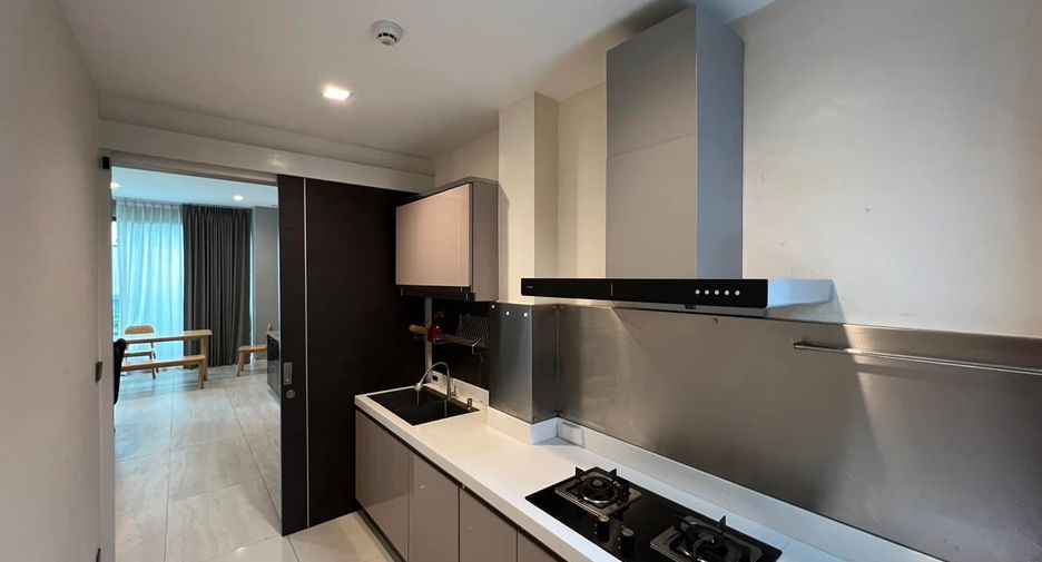 For rent 4 bedrooms condo in Suan Luang, Bangkok