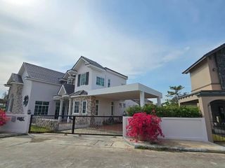For sale 5 Beds villa in Phan Thong, Chonburi