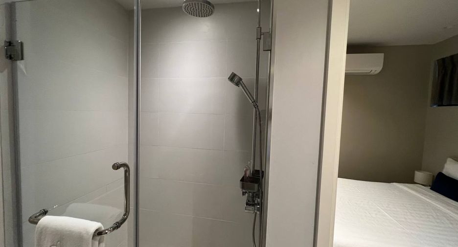 For rent 3 bedrooms serviced apartment in Thalang, Phuket