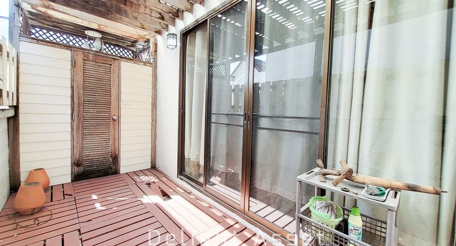 For sale 2 bedrooms house in Saphan Sung, Bangkok