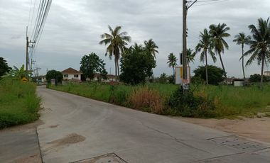 À vendre terrain à Si Racha, Chonburi