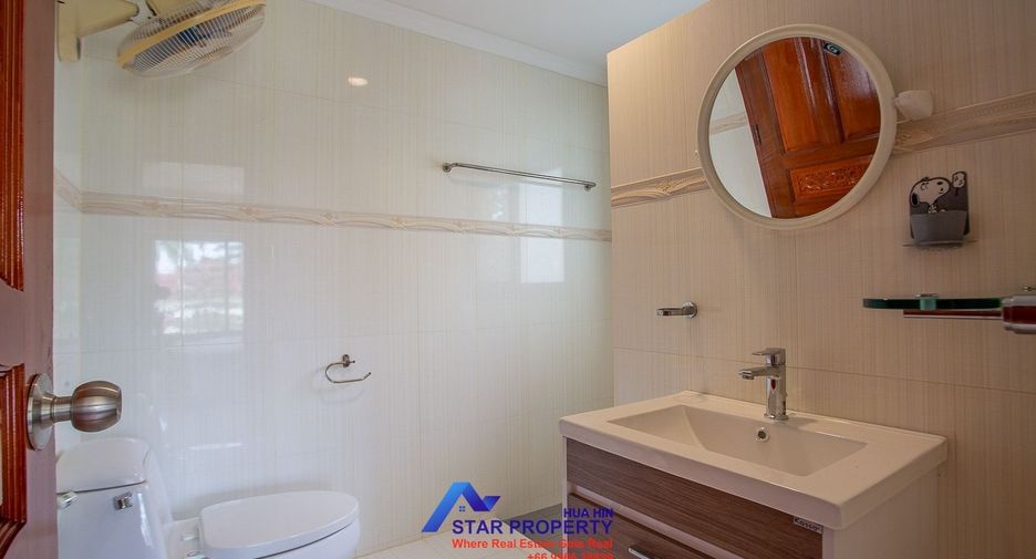 À vendre 4 chambres villa à Hua Hin, Prachuap Khiri Khan