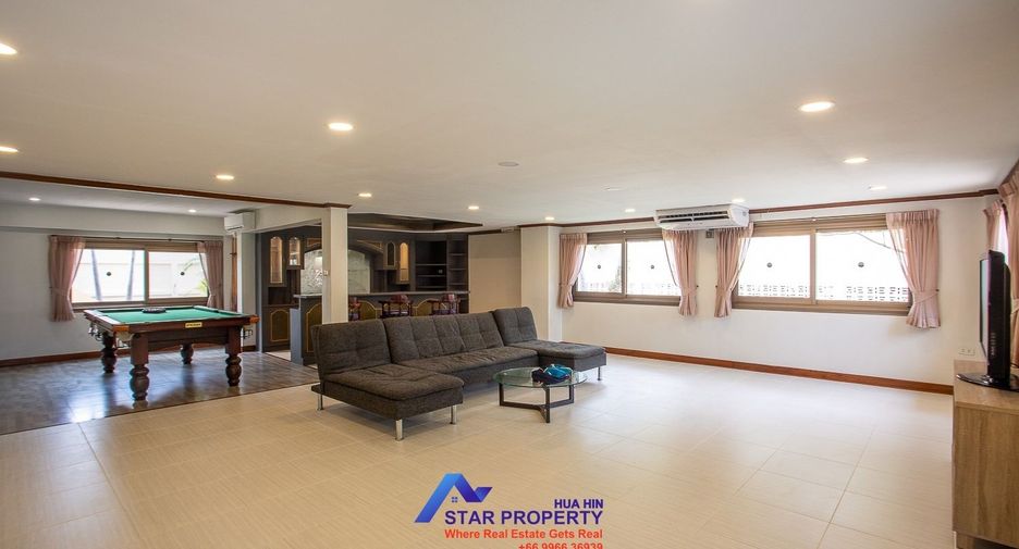 À vendre 4 chambres villa à Hua Hin, Prachuap Khiri Khan