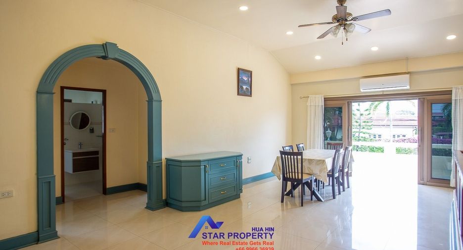 À vendre 4 chambres villa à Hua Hin, Prachuap Khiri Khan