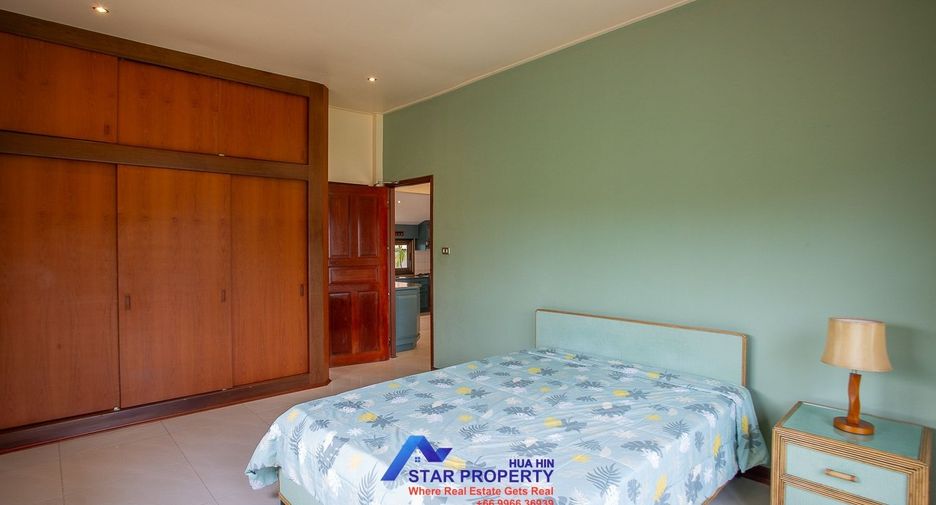 À vendre 4 chambres villa à Hua Hin, Prachuap Khiri Khan