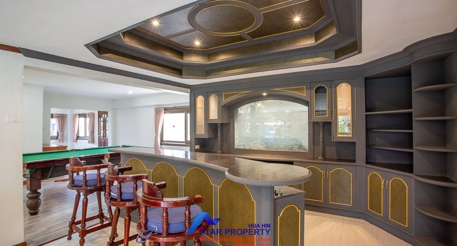 À vendre 4 chambres villa à Hua Hin, Prachuap Khiri Khan