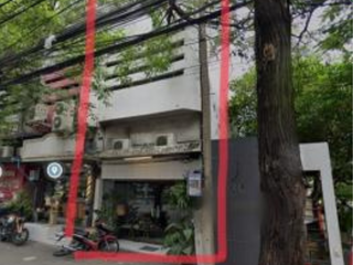 For sale 8 bedrooms retail Space in Watthana, Bangkok