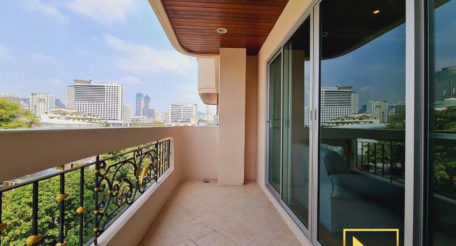 Apartamento en alquiler de 3 habitaciones en Watthana, Bangkok