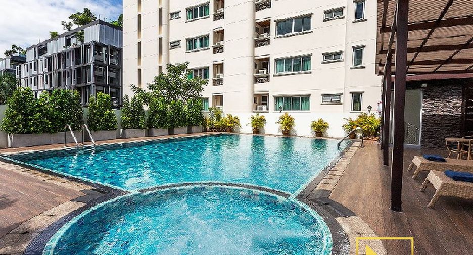 Apartamento en alquiler de 3 habitaciones en Watthana, Bangkok