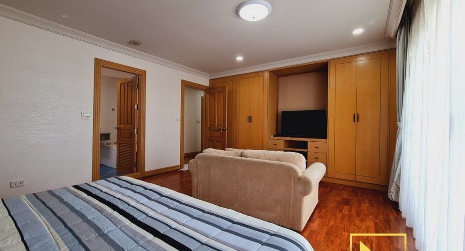 Apartamento en alquiler de 3 habitaciones en Watthana, Bangkok
