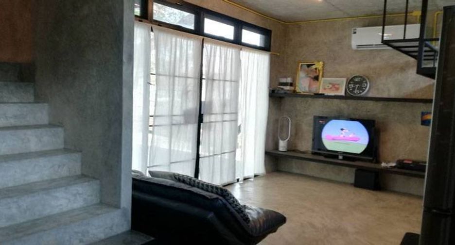 For rent 2 bed villa in Saraphi, Chiang Mai