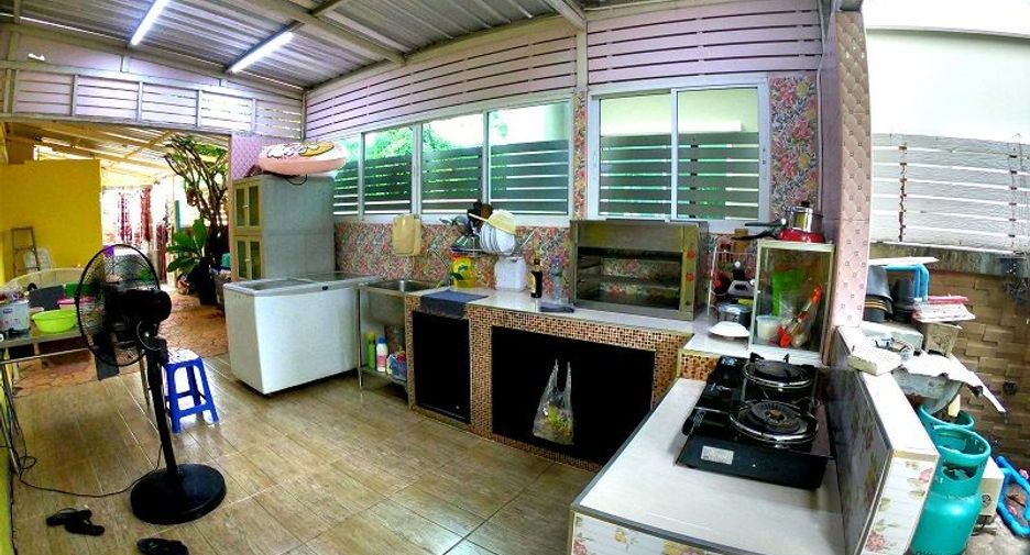 For sale 3 bedrooms house in Sai Mai, Bangkok
