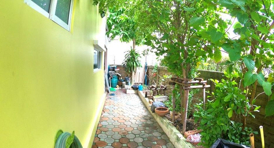 For sale 3 bedrooms house in Sai Mai, Bangkok