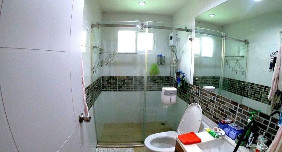 For sale 3 bedrooms house in Sai Mai, Bangkok
