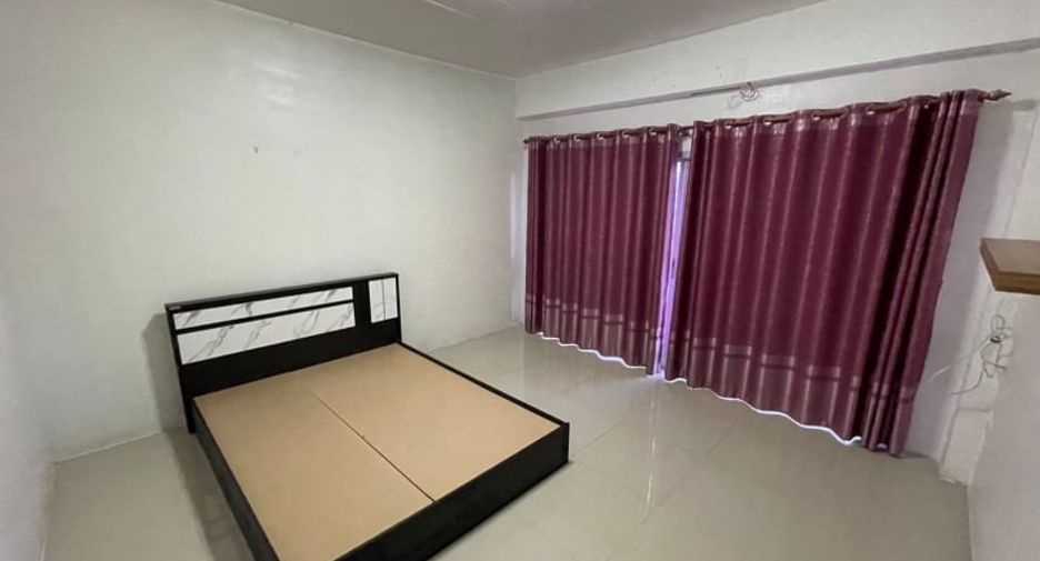 For sale 2 bedrooms retail Space in Si Racha, Chonburi