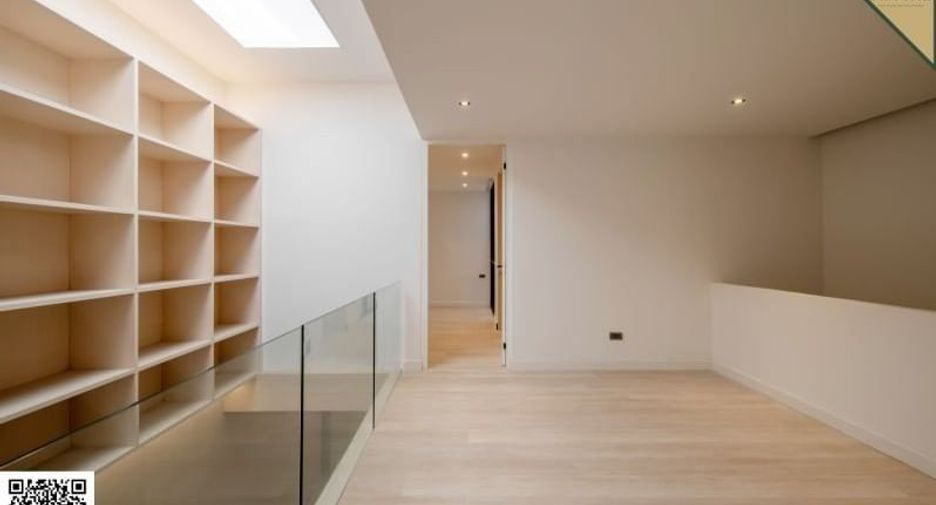 For sale 2 bedrooms townhouse in Watthana, Bangkok