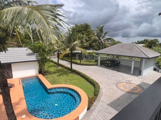 Villa zur Miete und zum Kauf mit 5 Zimmer in San Sai, Chiang Mai