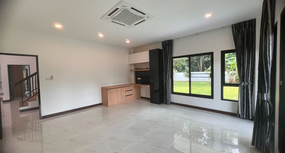 For rent and for sale 5 bedrooms villa in San Sai, Chiang Mai