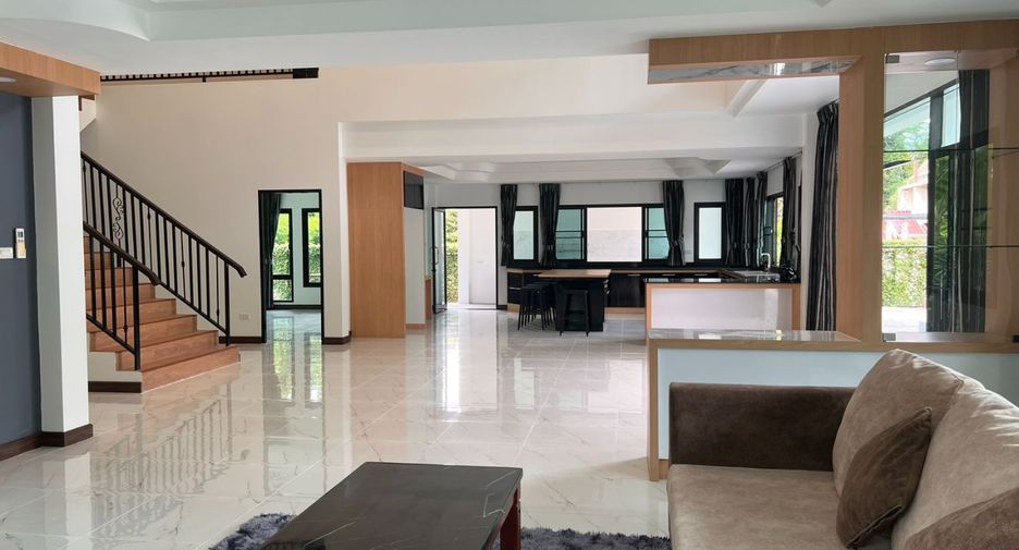 For rent and for sale 5 bedrooms villa in San Sai, Chiang Mai