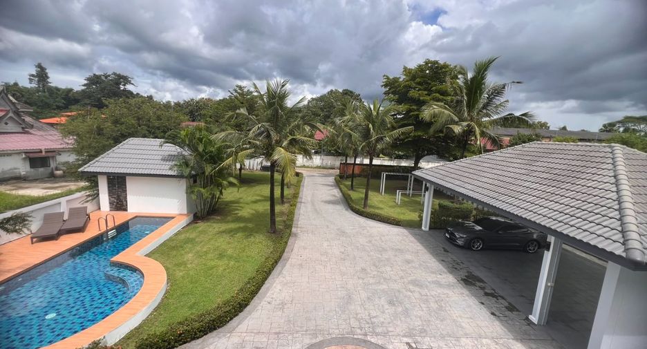 For rent and for sale 5 bedrooms villa in San Sai, Chiang Mai