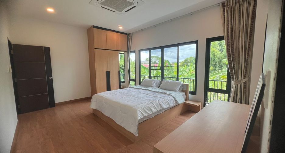 For rent and for sale 5 bedrooms villa in San Sai, Chiang Mai