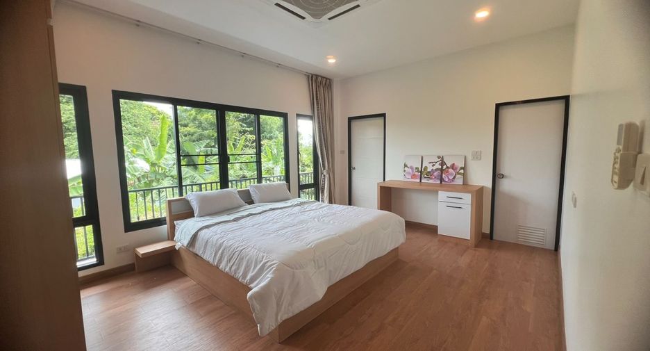 For rent and for sale 5 bedrooms villa in San Sai, Chiang Mai