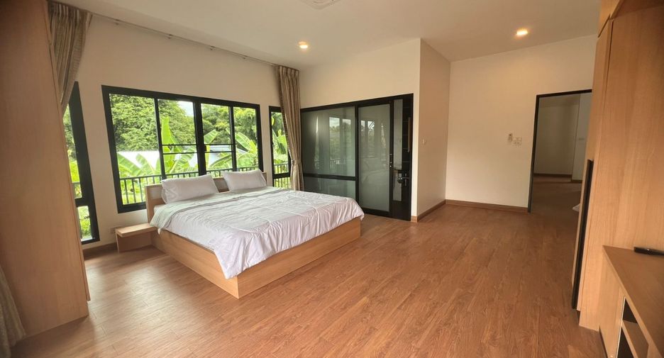 For rent and for sale 5 bedrooms villa in San Sai, Chiang Mai