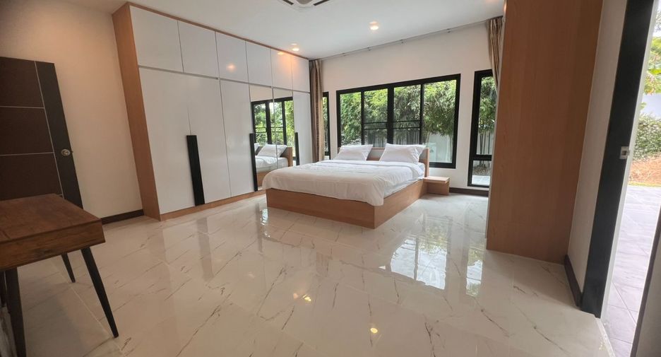 For rent and for sale 5 bedrooms villa in San Sai, Chiang Mai
