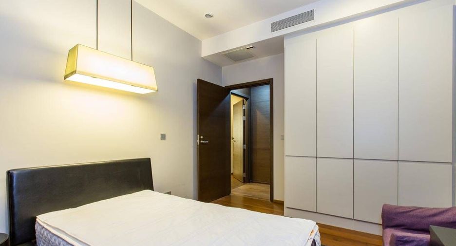 For rent and for sale 2 bedrooms condo in Watthana, Bangkok