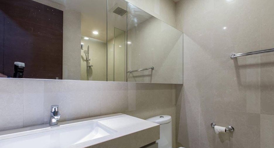For rent and for sale 2 bedrooms condo in Watthana, Bangkok