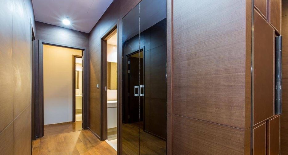 For rent and for sale 2 bedrooms condo in Watthana, Bangkok