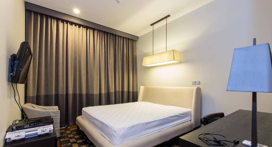 For rent and for sale 2 bedrooms condo in Watthana, Bangkok