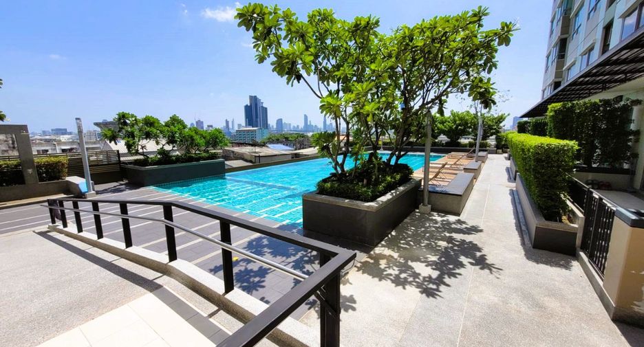 For sale 1 bed condo in Chom Thong, Bangkok