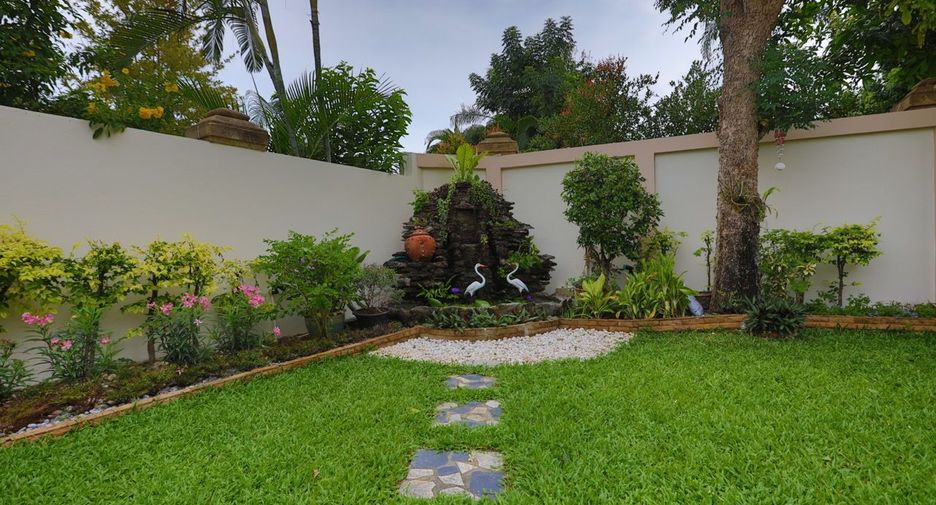 For sale 3 bed house in Bang Lamung, Chonburi