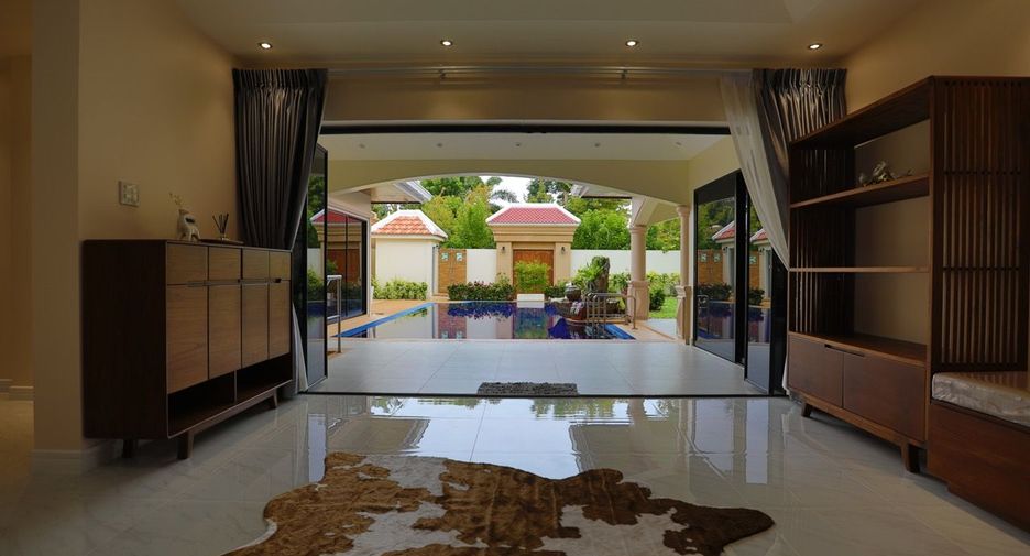 For sale 3 bed house in Bang Lamung, Chonburi