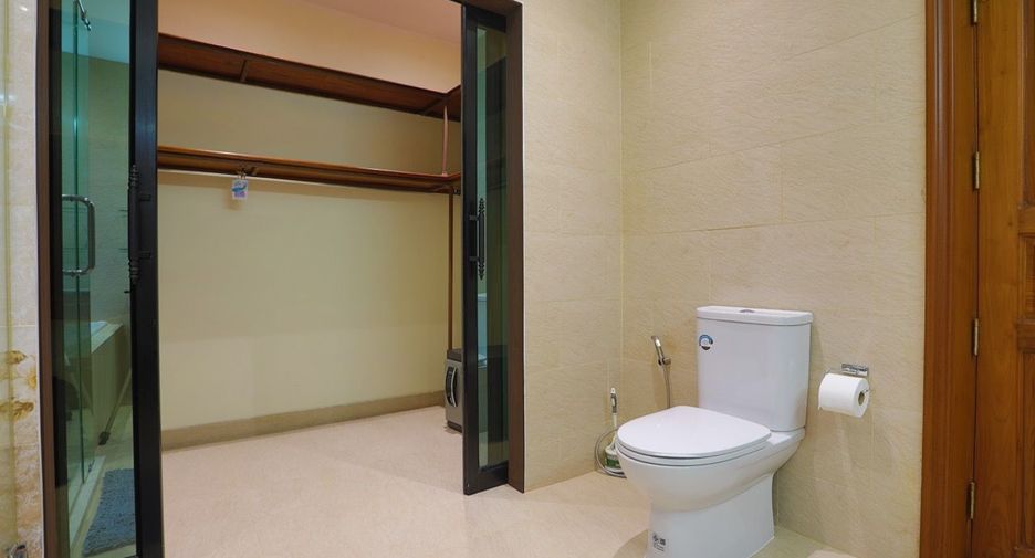 For sale 3 bed house in Bang Lamung, Chonburi