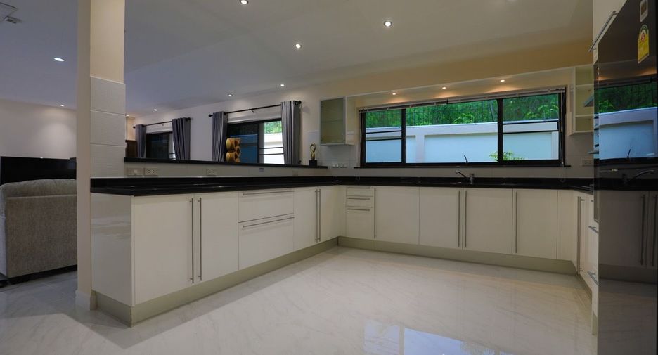 For sale 3 bed house in Bang Lamung, Chonburi