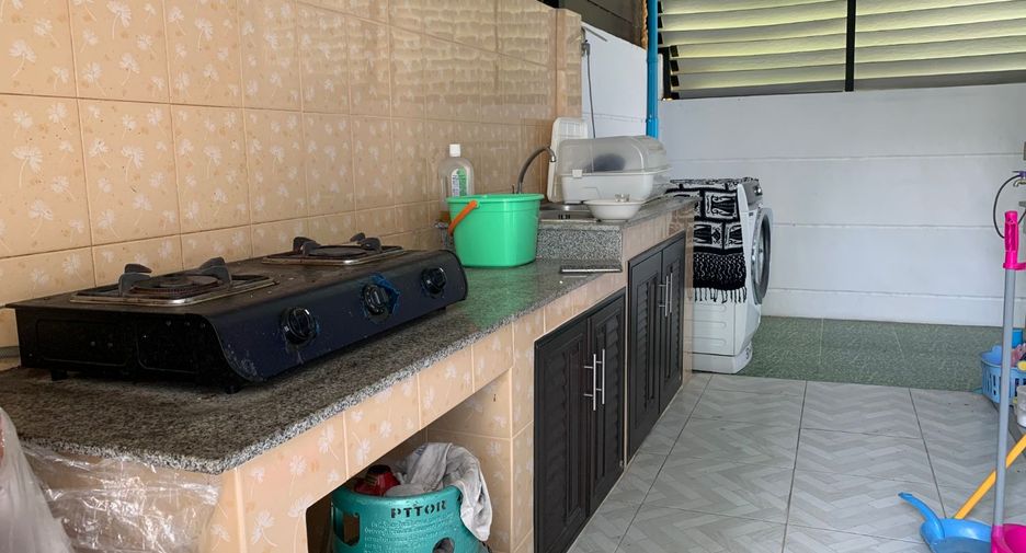 For sale 3 bedrooms house in Phan Thong, Chonburi