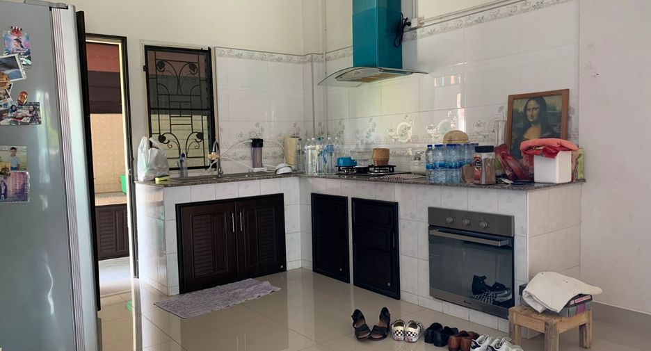 For sale 3 bedrooms house in Phan Thong, Chonburi