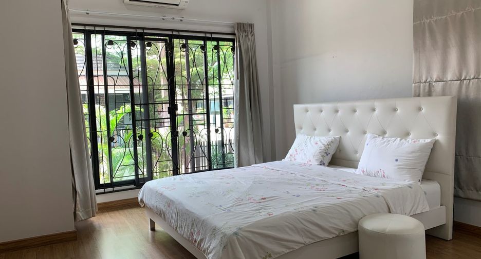 For sale 3 bedrooms house in Phan Thong, Chonburi