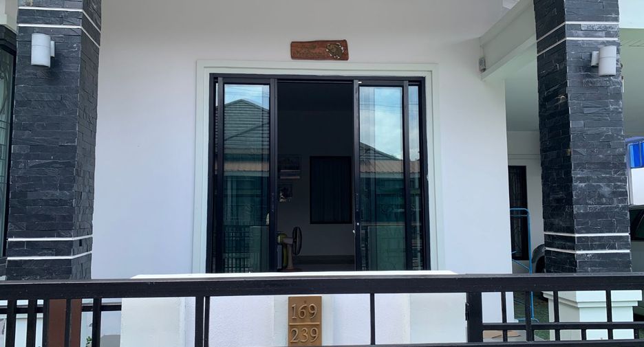 For sale 3 bedrooms house in Phan Thong, Chonburi