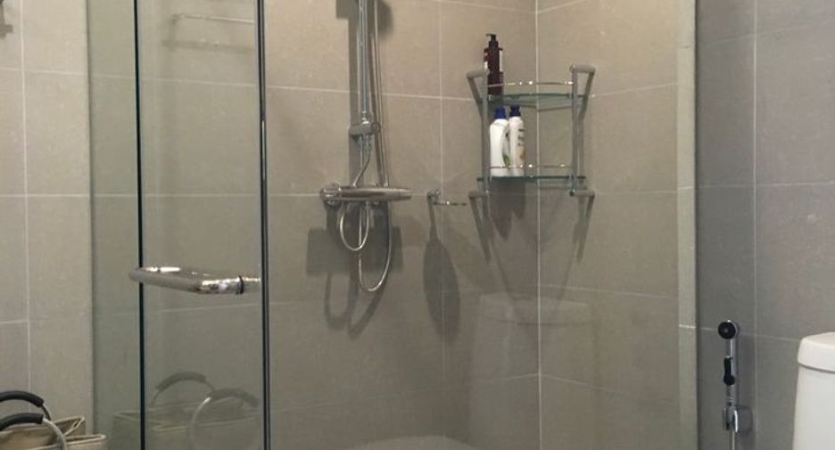 For rent 1 bed condo in Pathum Wan, Bangkok