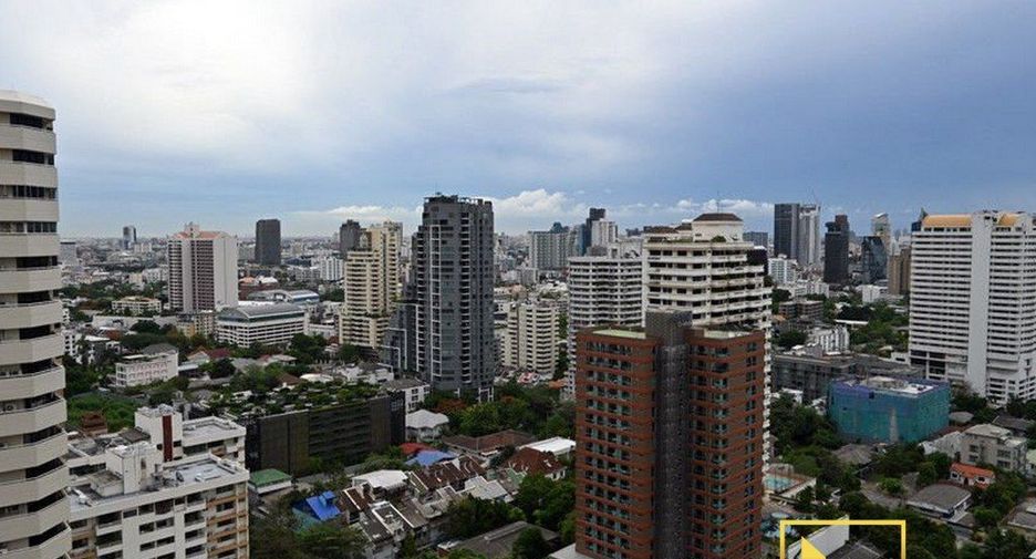 出租 2 卧室 公寓 在 Khlong Toei, 曼谷