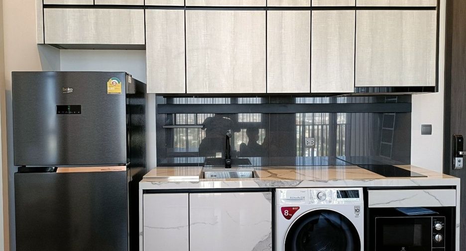 Condo en alquiler de estudio en Phra Khanong, Bangkok