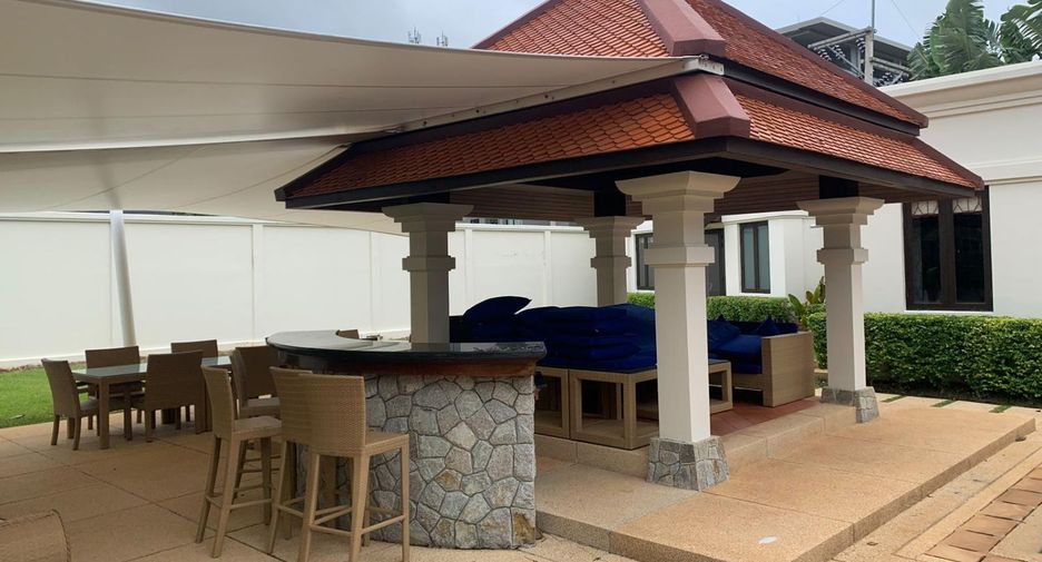 Villa en alquiler de 5 habitaciones en Thalang, Phuket